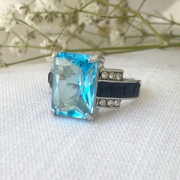 Vintage-style blue ring 💙 - Picture 3 of 6